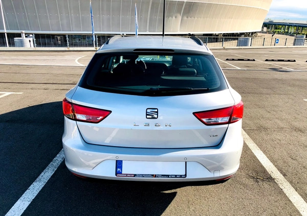 Seat Leon cena 33200 przebieg: 230000, rok produkcji 2016 z Wrocław małe 704